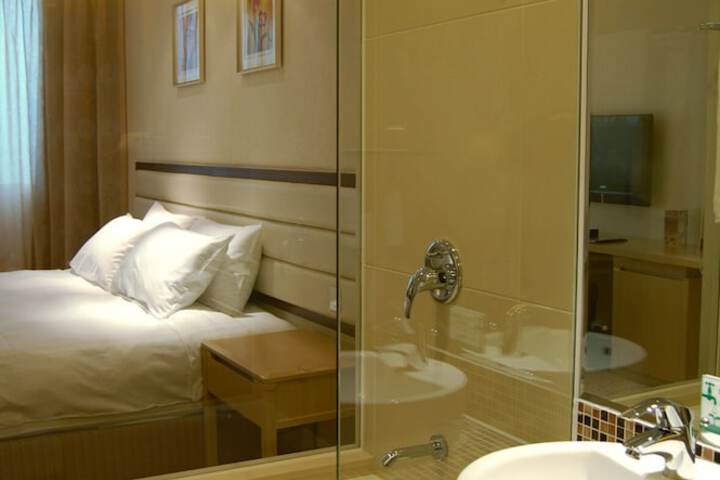 Clean Restrooms