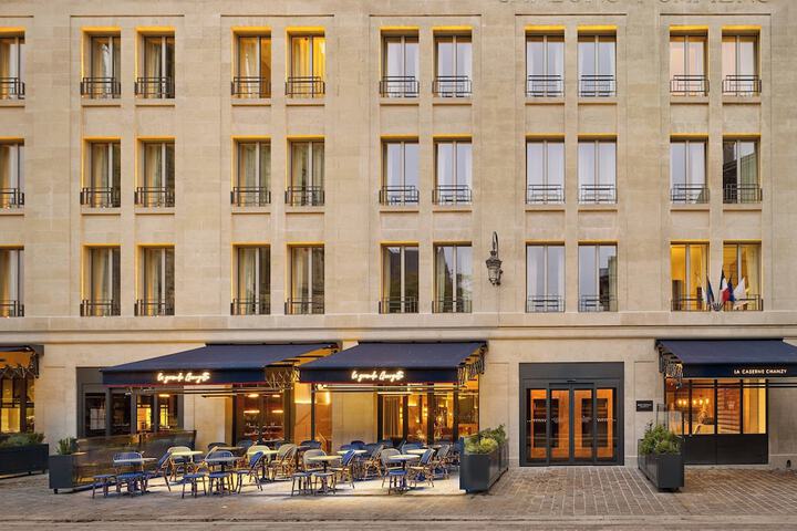Hotel 90 of 98