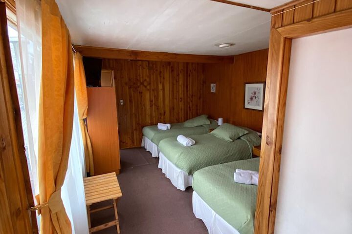 Room 5 of 17