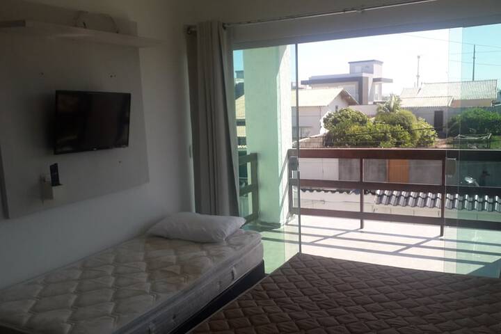Room 12 of 104