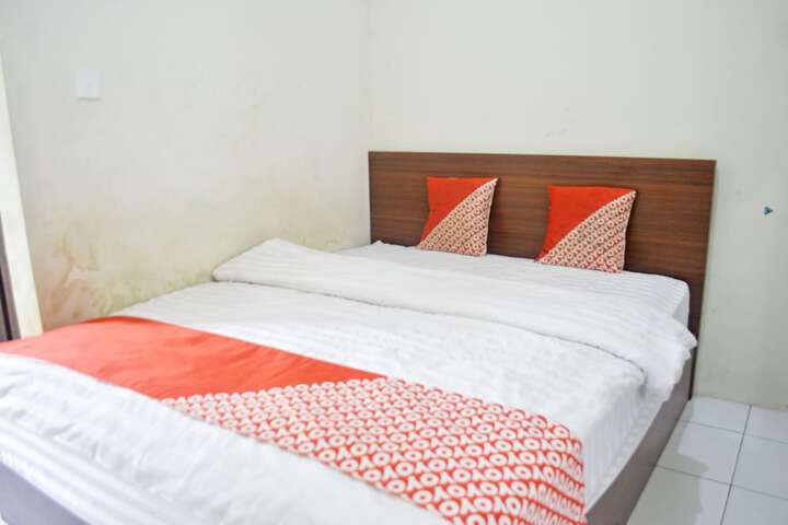 Room 7 of 24