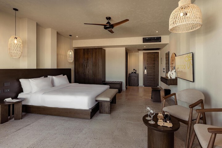 Room 29 of 150