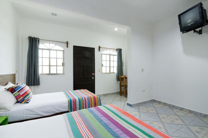 Room 8 of 40
