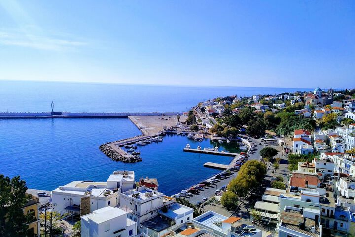 Kastro Hotel