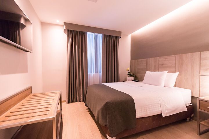 Room 10 of 41