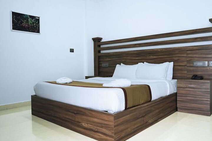 Room 15 of 24