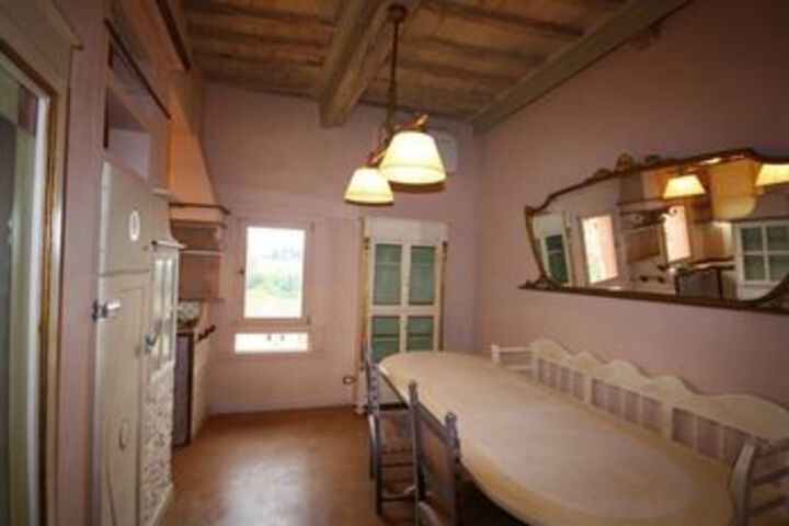 Room 7 of 15