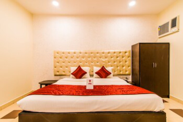 Room 7 of 20