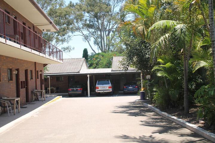 Property Grounds 40 of 47