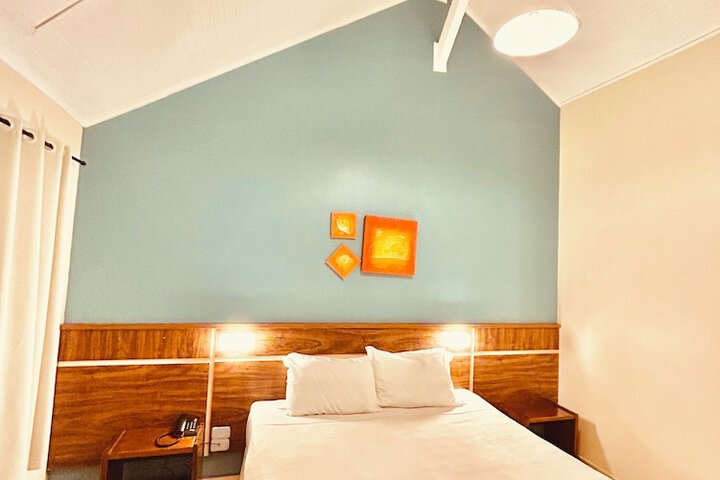 Room 3 of 23