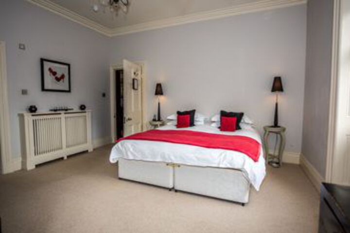 Room 10 of 44