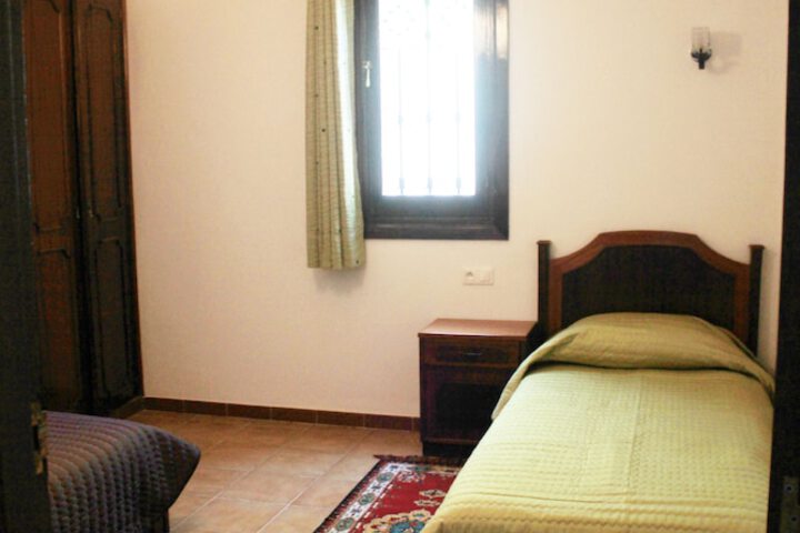 Room 7 of 65