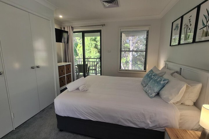 Room 13 of 98