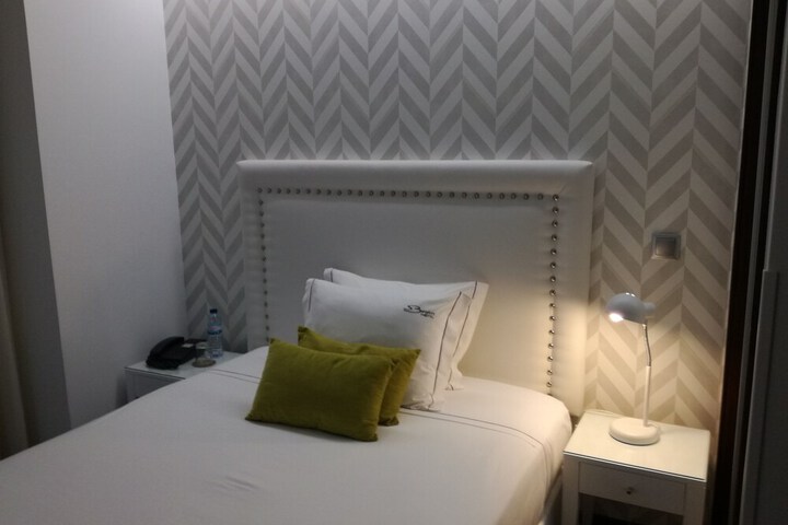 Room 7 of 51