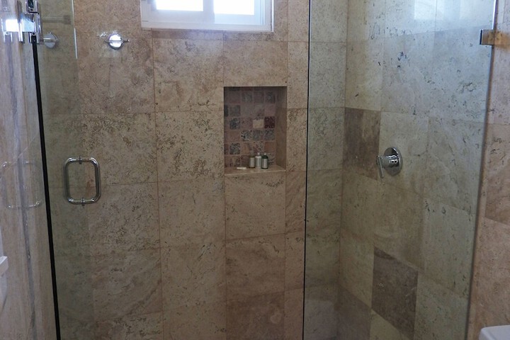 Room 43 of 74