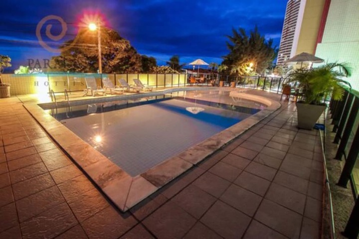 Hotel Pool