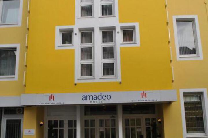 CITY PARTNER HOTEL AMADEO
