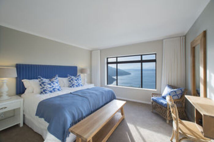 Room 16 of 34