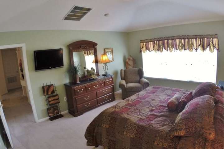 Room 2 of 68