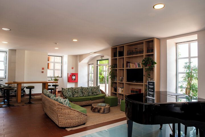 Guest Lobby