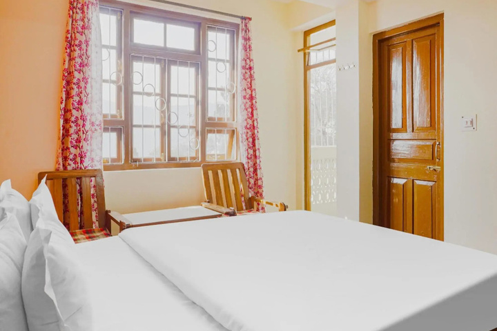 Room 3 of 17