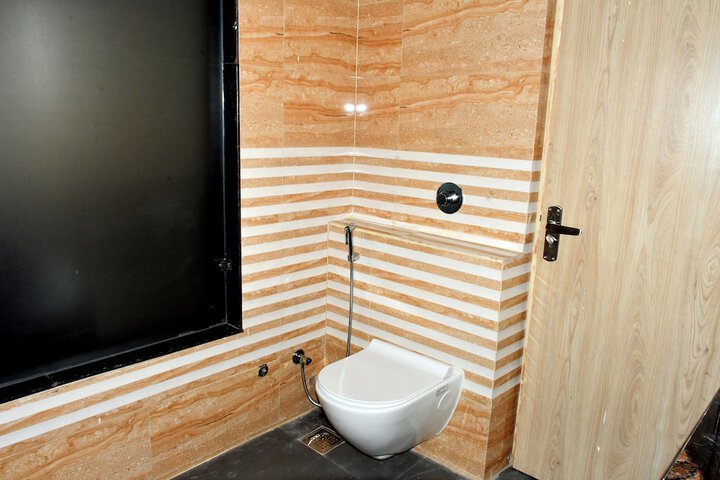 Room 44 of 94
