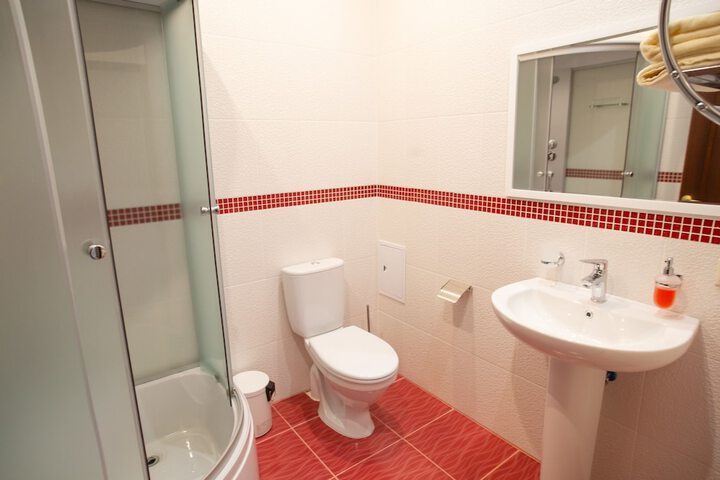 Room 9 of 9