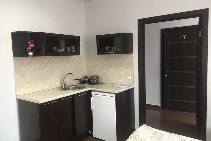 Room 16 of 26