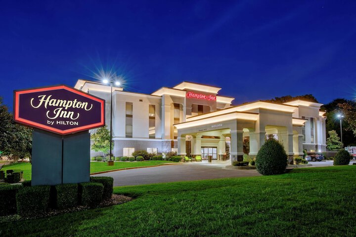 Hotel 27 of 29