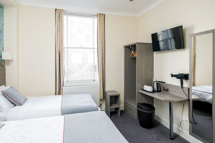 Room 15 of 26