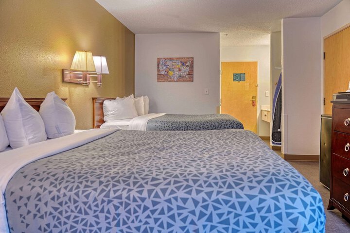 Room 43 of 65