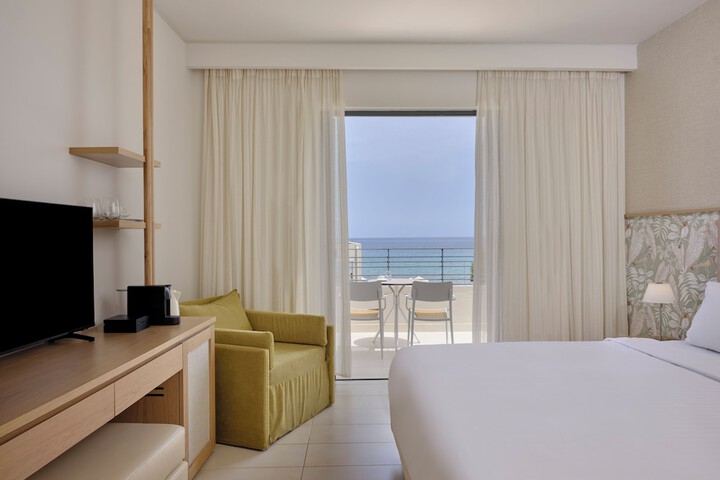 Room 10 of 110