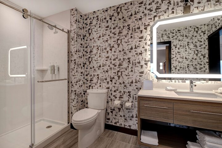 Bathroom shower
