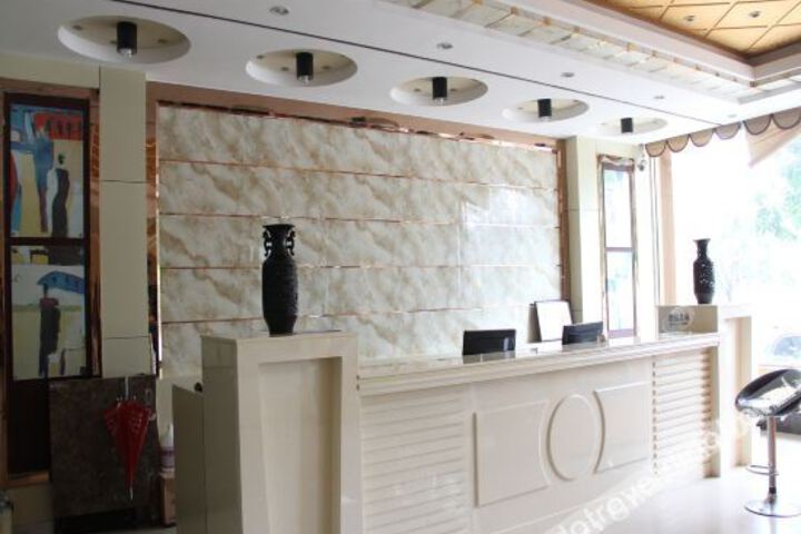 Hotel Interior 6 of 21