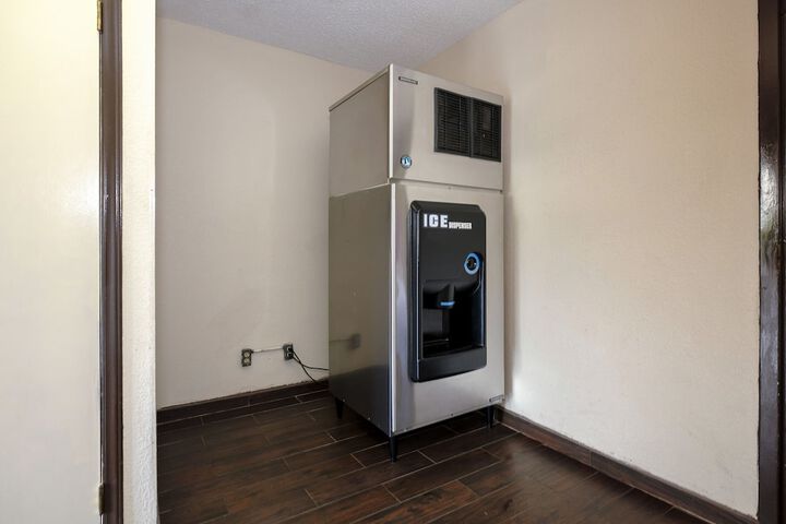 Vending machine