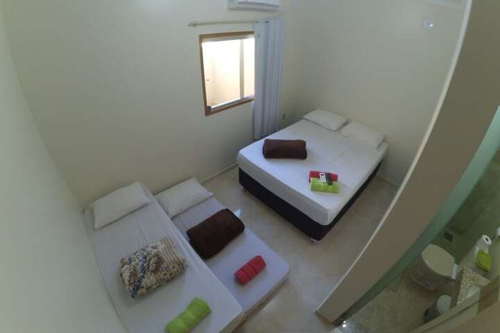 Room 11 of 38