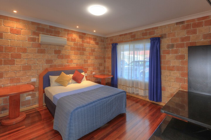 Room 14 of 69