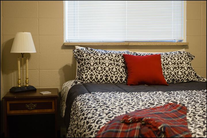 Room 13 of 71