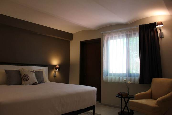 Room 9 of 131