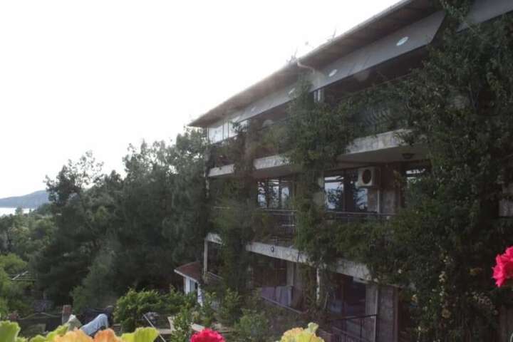 Hotel 48 of 52