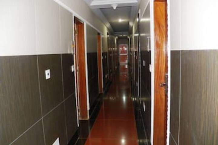 Ballroom/Hall 2 of 3