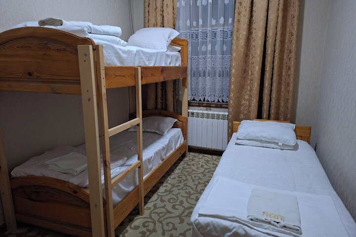 Room 9 of 20