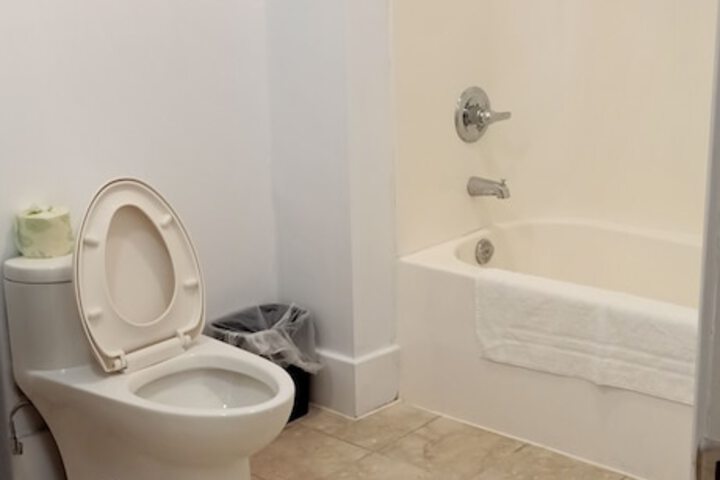 Room 14 of 34
