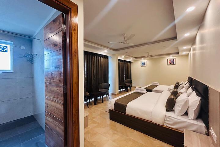 Room 21 of 50