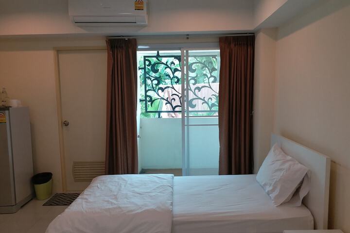 Room 9 of 44
