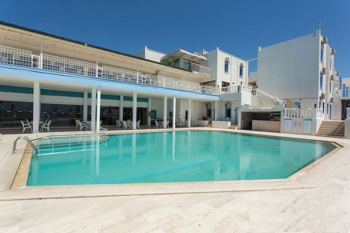 Pool 27 of 46