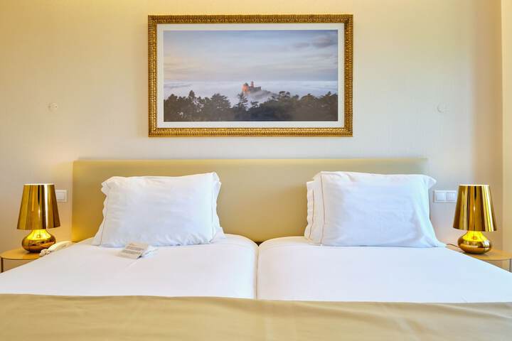 Room 34 of 77