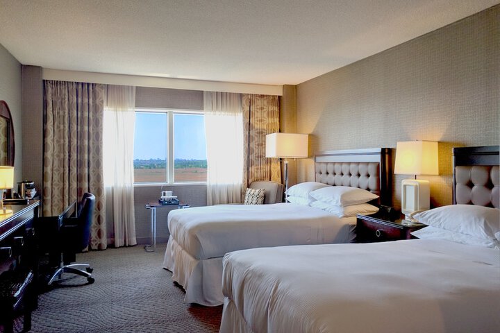 Double Accessible King Size Bed (4 of 7)