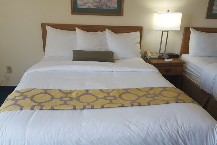 Room 12 of 68