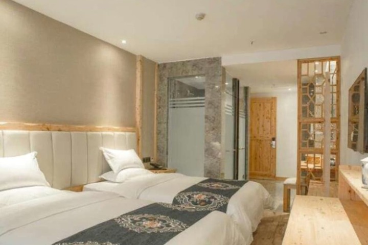 Room 5 of 21